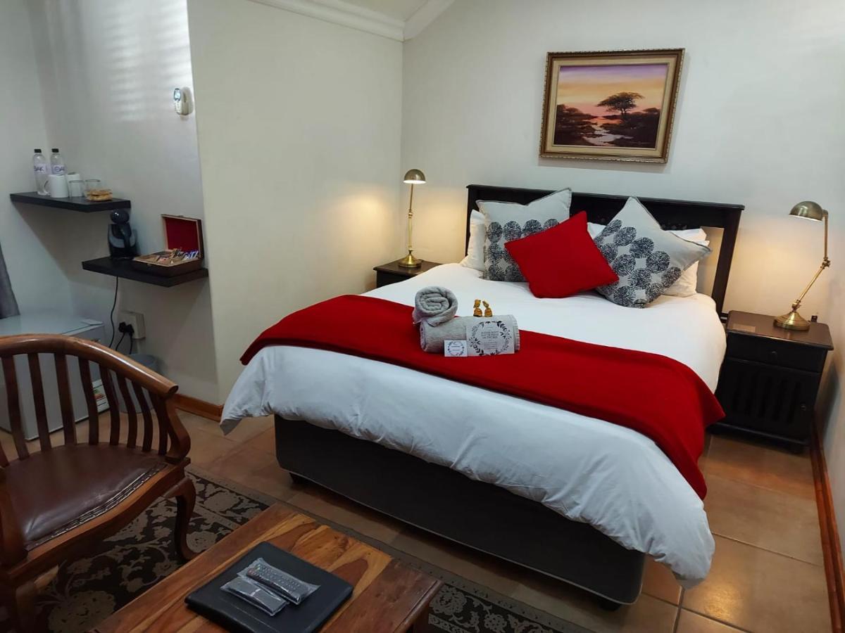 The Oak Potch Guesthouse Potchefstroom Εξωτερικό φωτογραφία