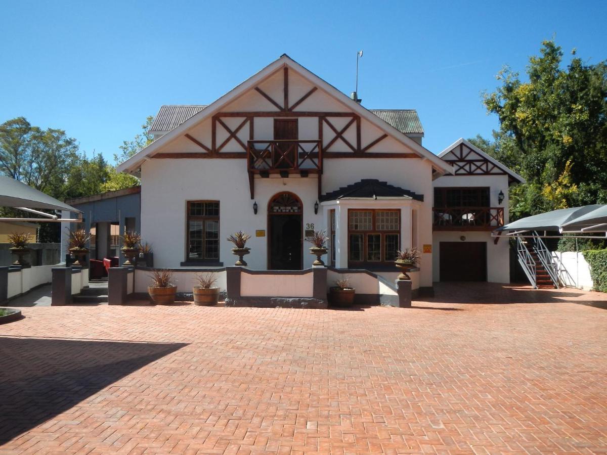 The Oak Potch Guesthouse Potchefstroom Εξωτερικό φωτογραφία