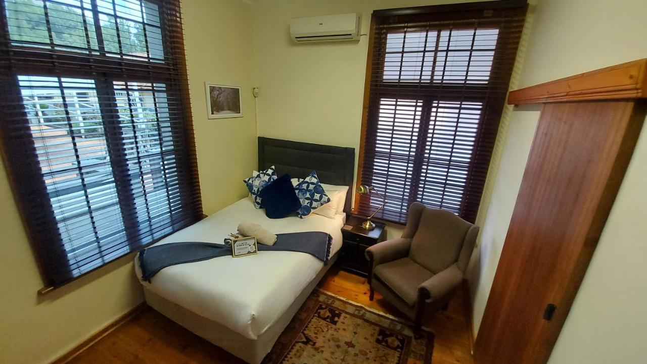 The Oak Potch Guesthouse Potchefstroom Εξωτερικό φωτογραφία