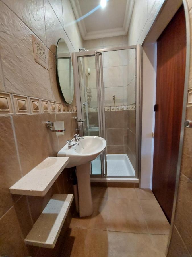 The Oak Potch Guesthouse Potchefstroom Εξωτερικό φωτογραφία